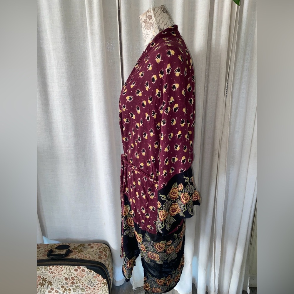 Women's Burgundy Floral Kimono Robe - Picture 3 of 10